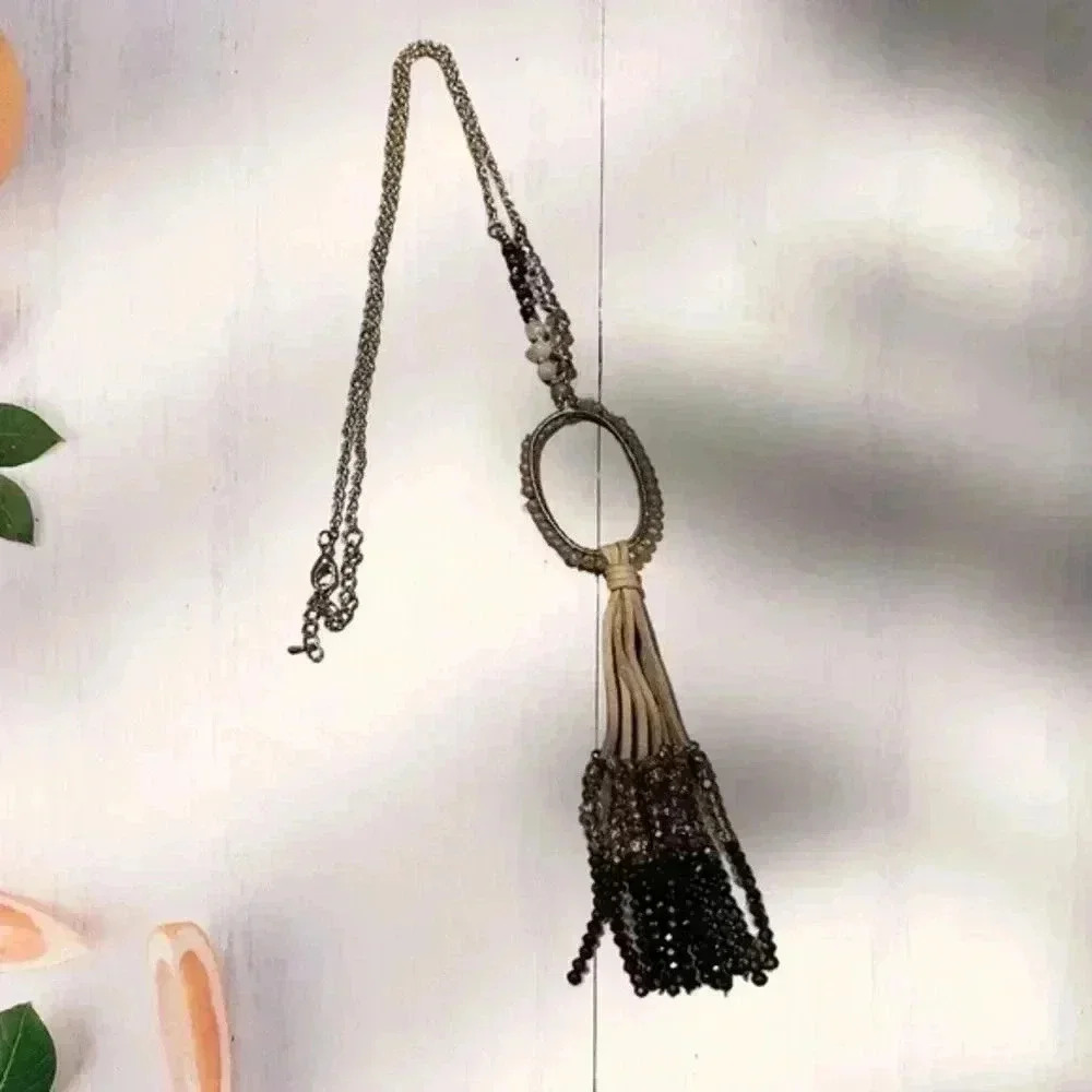 NWOT UNIQUE BEADED LONG NECKLACE